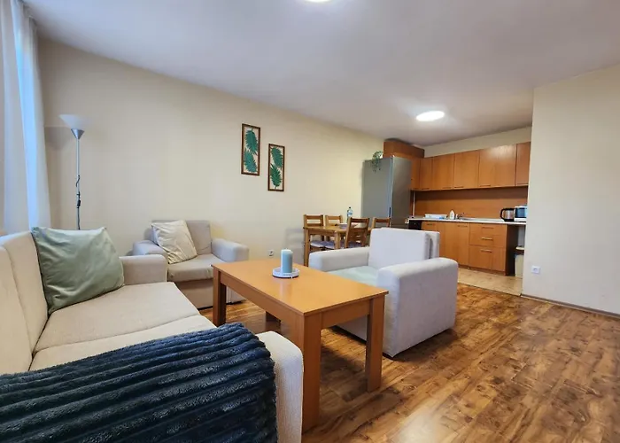 Mountain Dream Near Road Appartamento Bansko